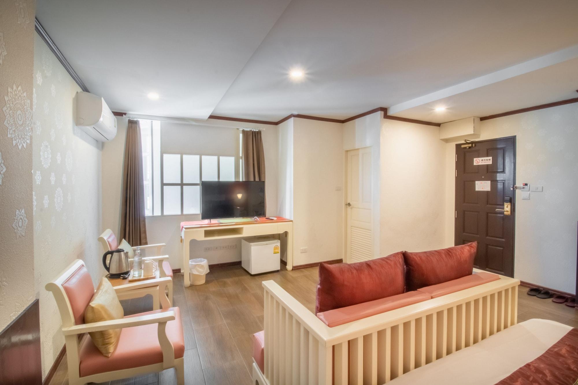 J&Y Hotel Latphrao 35 Bangkok Zewnętrze zdjęcie
