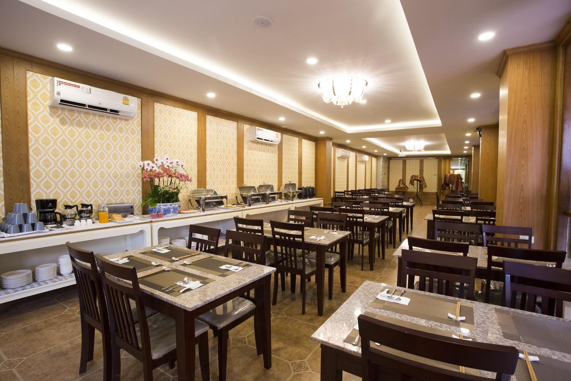 J&Y Hotel Latphrao 35 Bangkok Zewnętrze zdjęcie