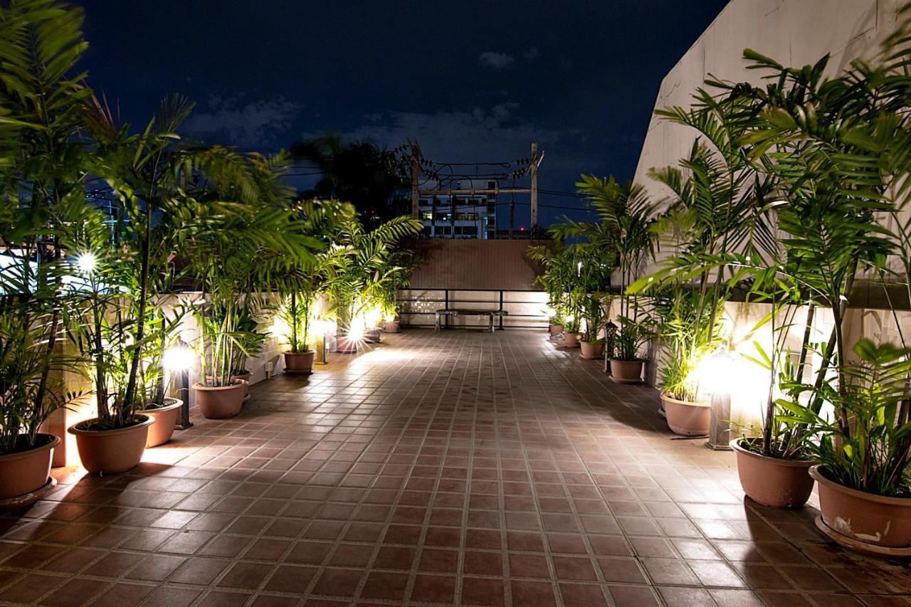 J&Y Hotel Latphrao 35 Bangkok Zewnętrze zdjęcie