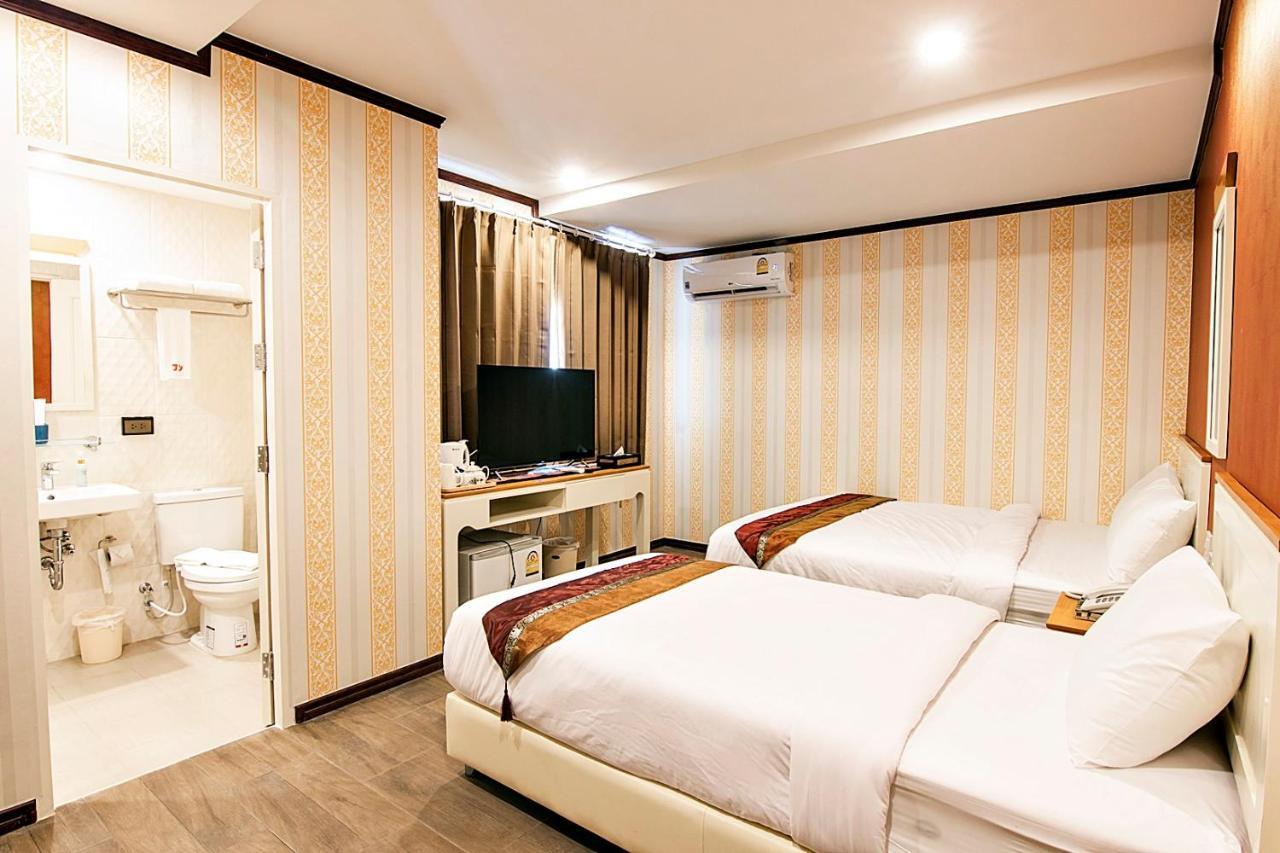 J&Y Hotel Latphrao 35 Bangkok Zewnętrze zdjęcie